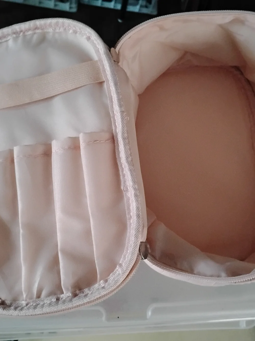 Women's Quilted Light Pink Cosmetic Bag Beauty Creations